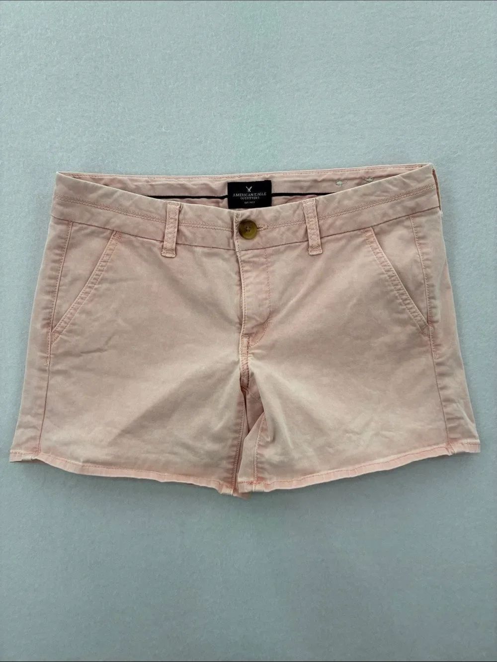 3For$20 American Eagle Outfitters Women’s Pale Pink Cotton Chino Shorts size: 6